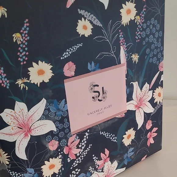 Sincerely Jules Gift Set - Picture 4 of 4